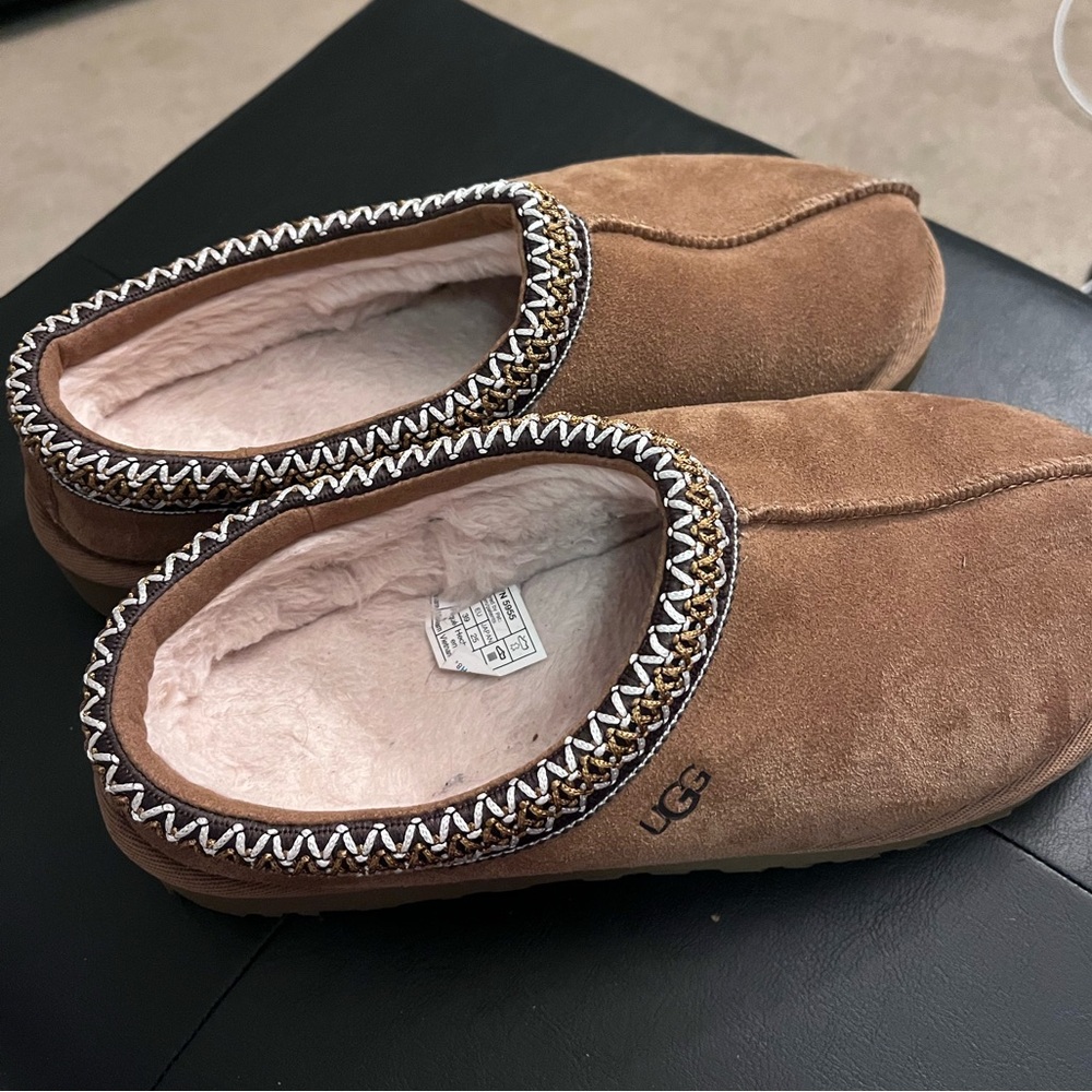 UGG Women’s Tazz - Chestnut